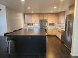 725 Silvervale Drive - Photo 4