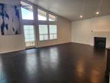 725 Silvervale Drive - Photo 6