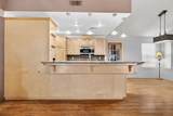 808 Vine Street - Photo 15