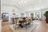 314 Windsor Street - Photo 4