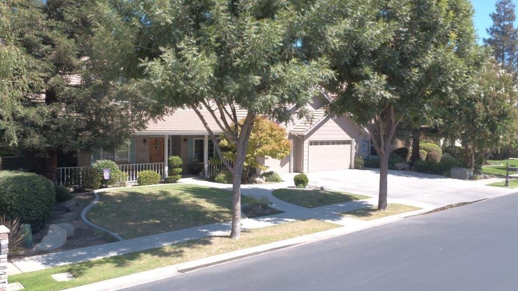 4810 Vine Avenue - Photo 1
