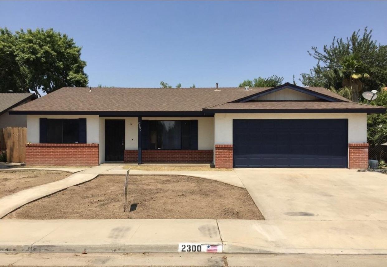2300 Kings Cross Way - Photo 1