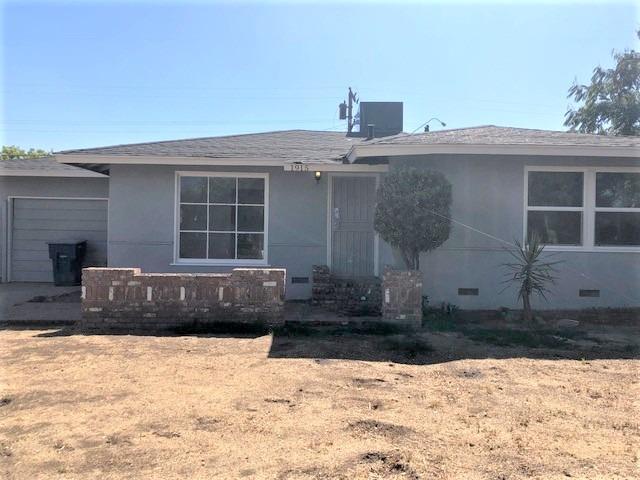 1915 Ashlan Avenue - Photo 1