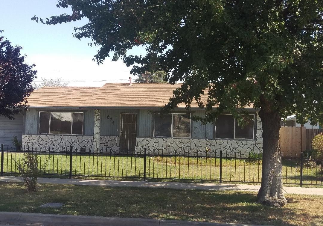624 R Street - Photo 1