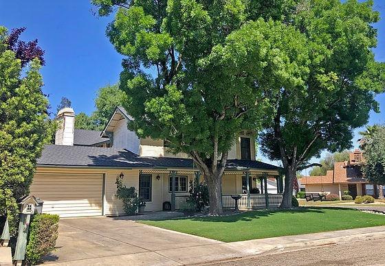4401 Douglas Avenue - Photo 1
