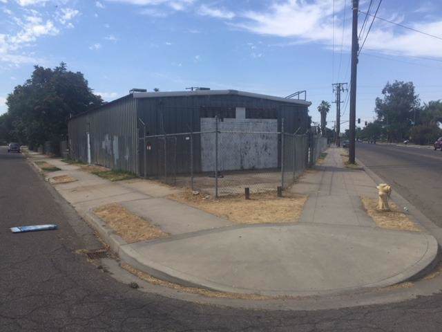 1209 Court Street - Photo 1