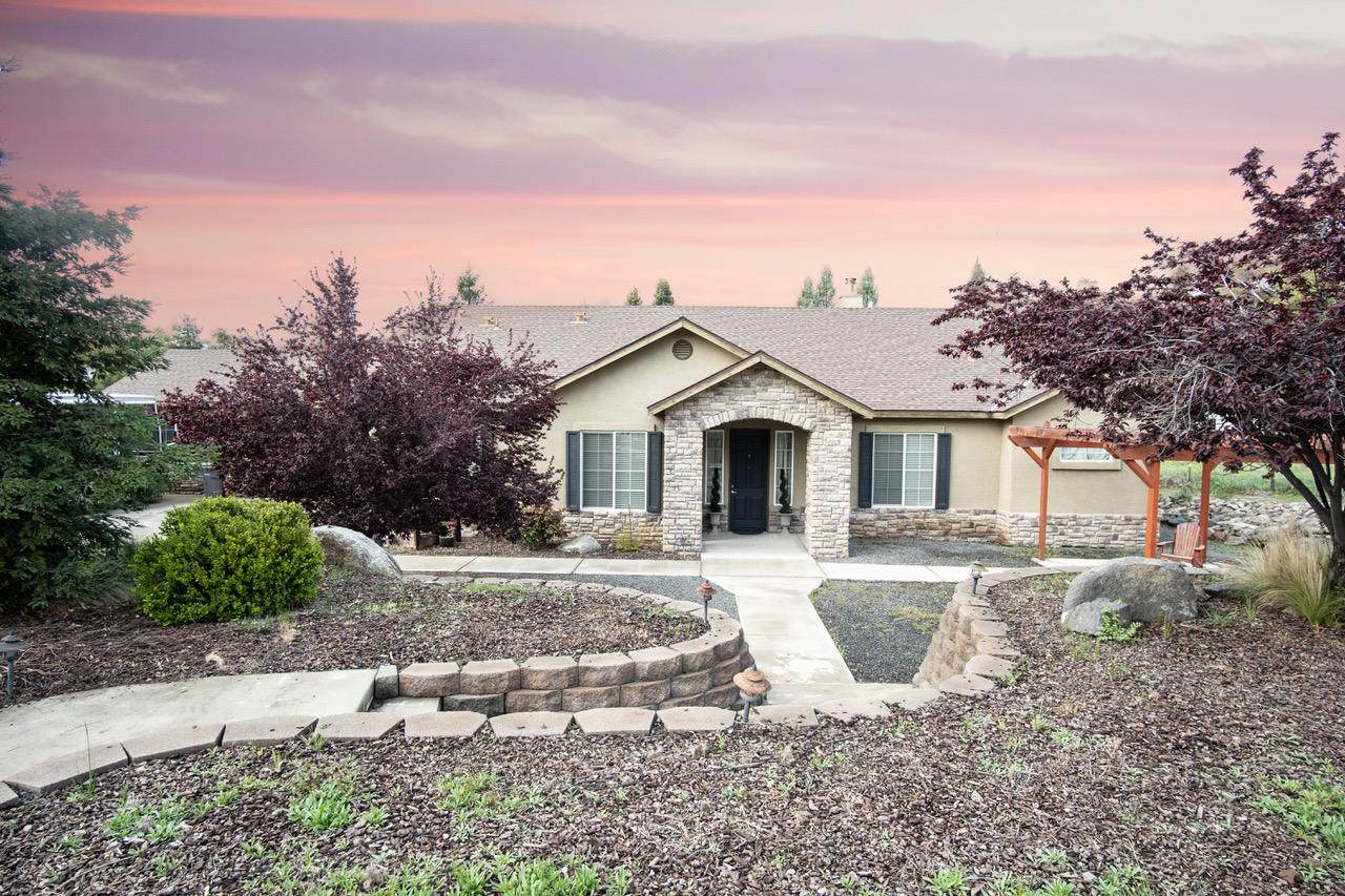33684 Bear Lane - Photo 1