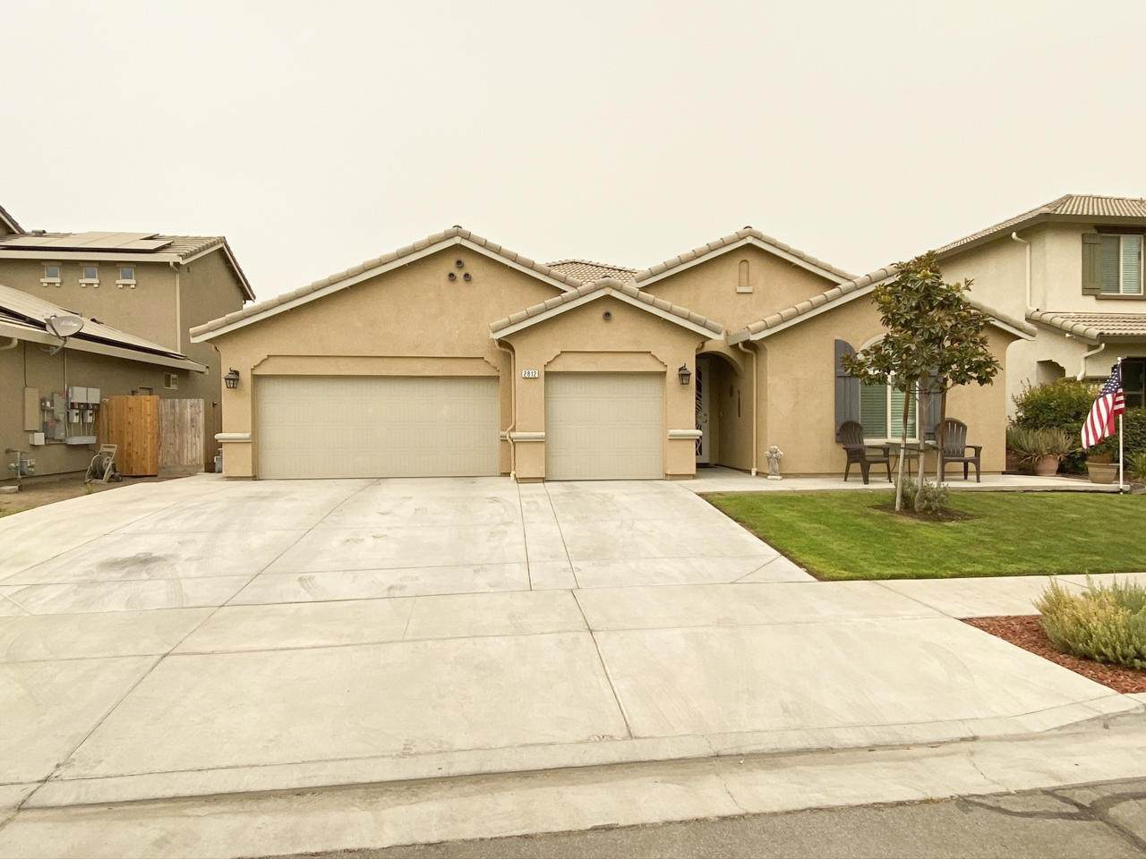 2812 Cape Canyon Avenue - Photo 1