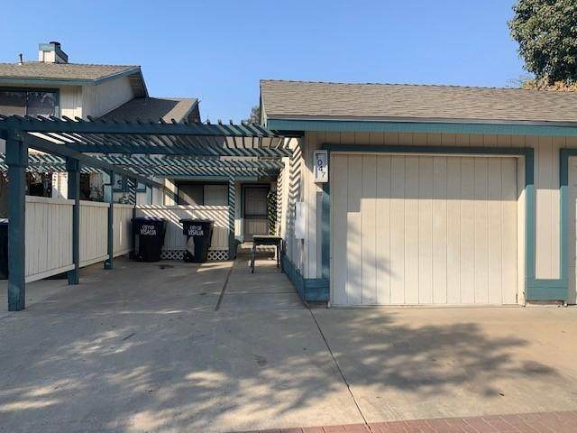 1047 Pinkham Street - Photo 1