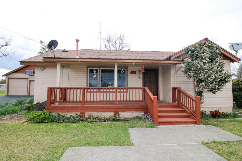 8539 Columbia Avenue - Photo 1