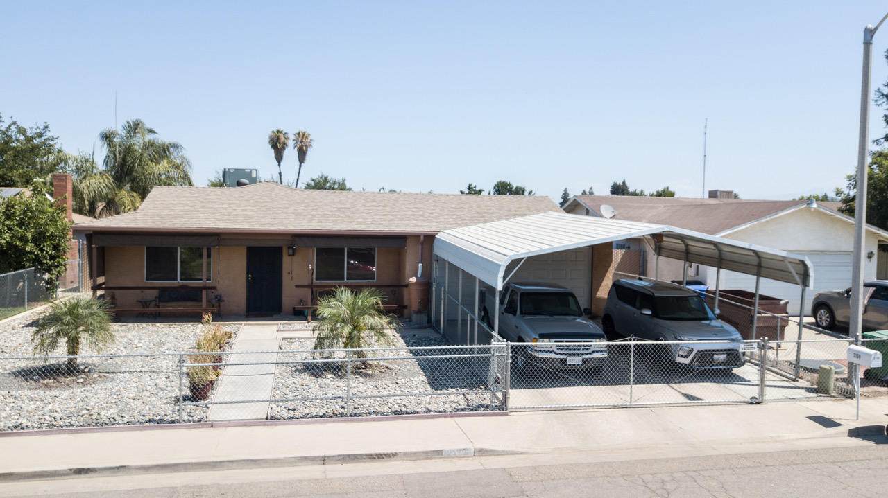 2150 School - Photo 1