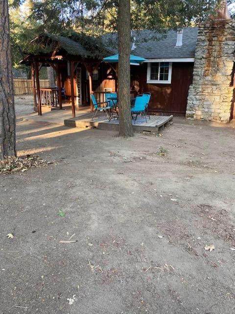 363 Oakwood Road - Photo 1
