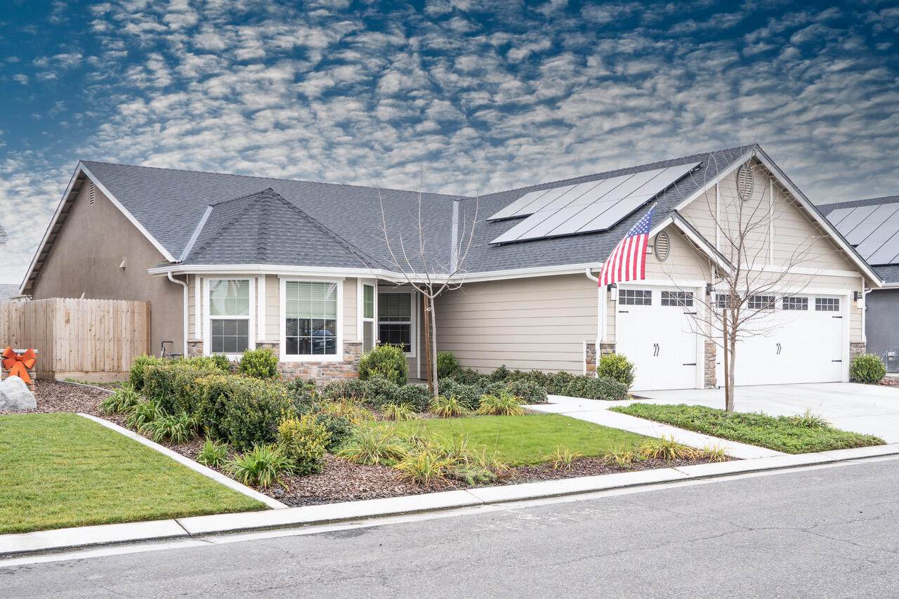 1647 Clearwater Street - Photo 1