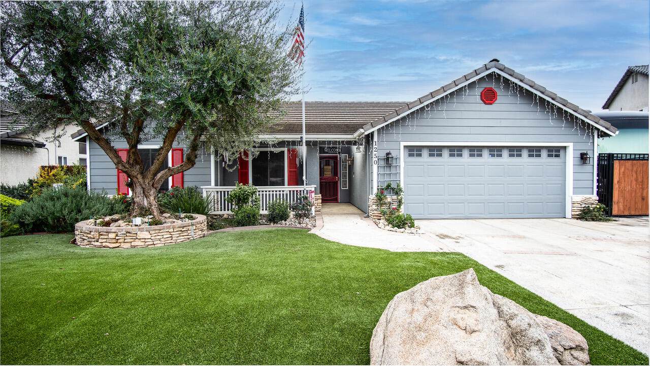 1250 Jennifer Way - Photo 1