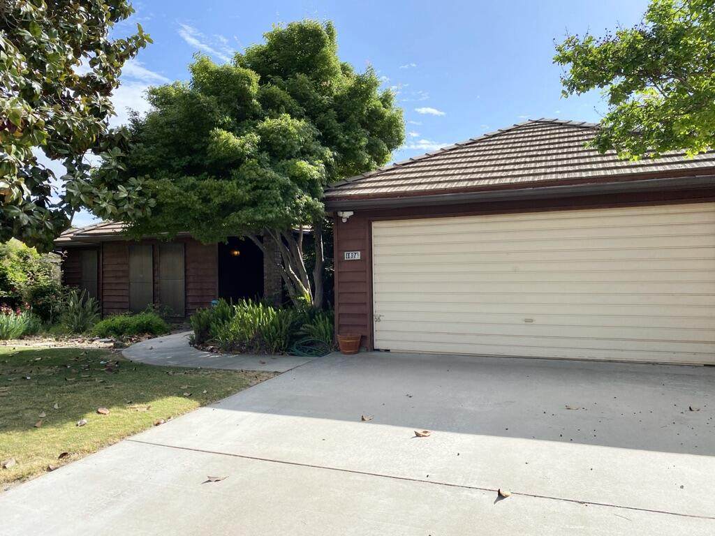 1824 Irma Street - Photo 1