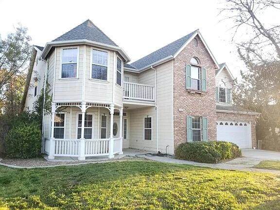 747 Saffron Street - Photo 1
