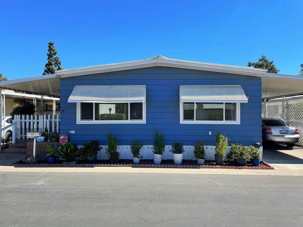 225-117 Akers Street - Photo 1