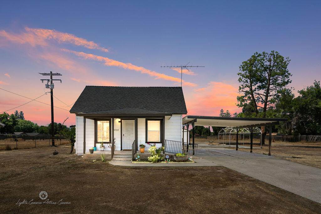 1835 Cain Street - Photo 1