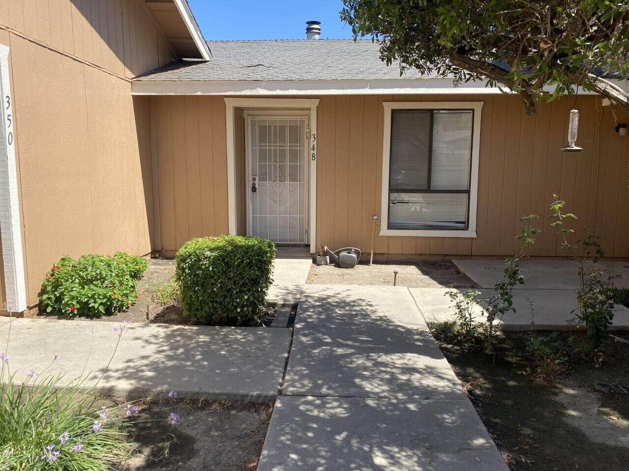 348 Crenshaw Street - Photo 1