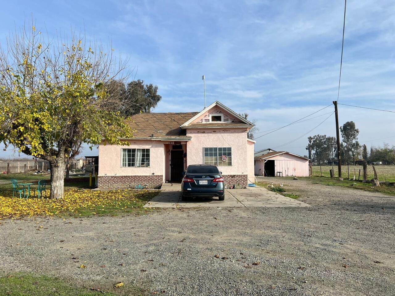 147 5 1/2 Avenue - Photo 1