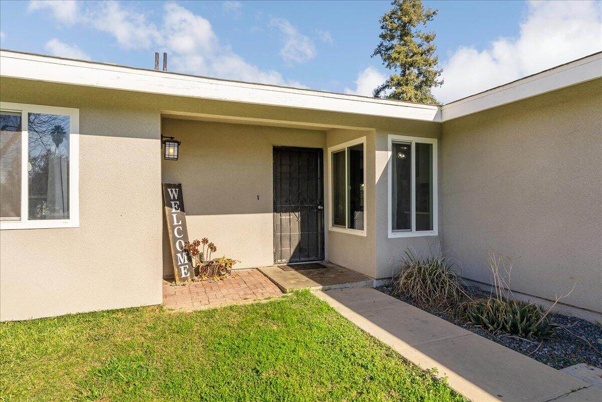 1820 Lark Avenue - Photo 1