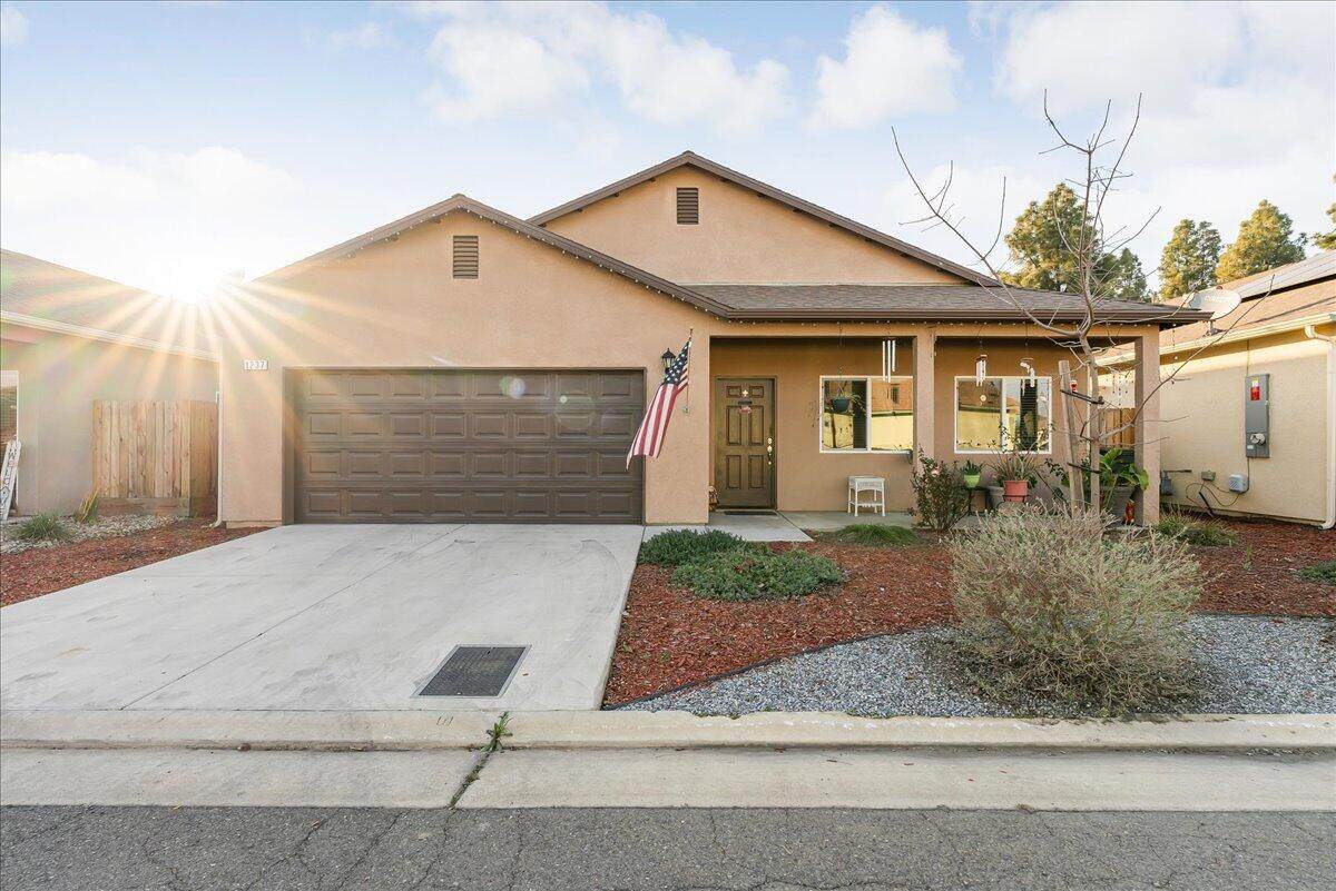 1237 Chestnut Lane - Photo 1