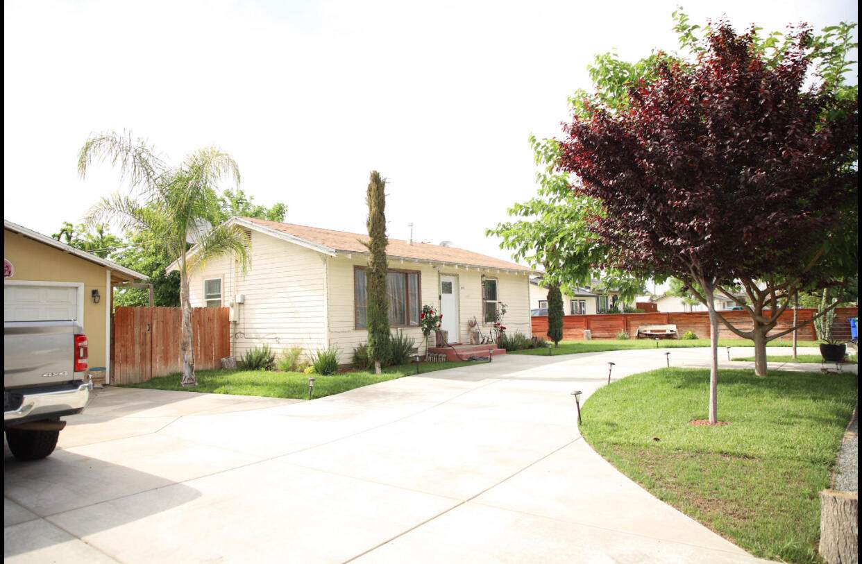 897 Chess Terrace Street - Photo 1