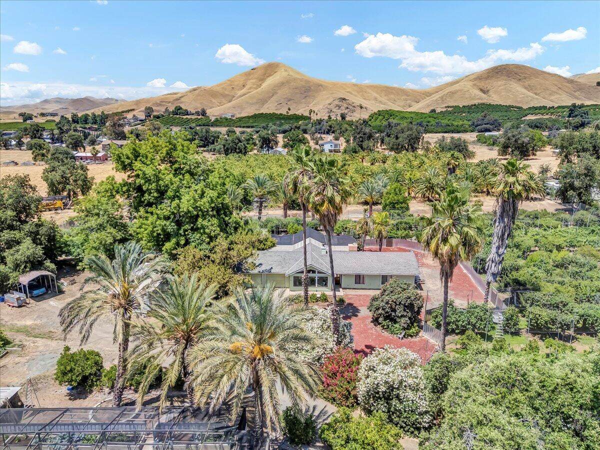 31497 Success Valley Drive - Photo 1
