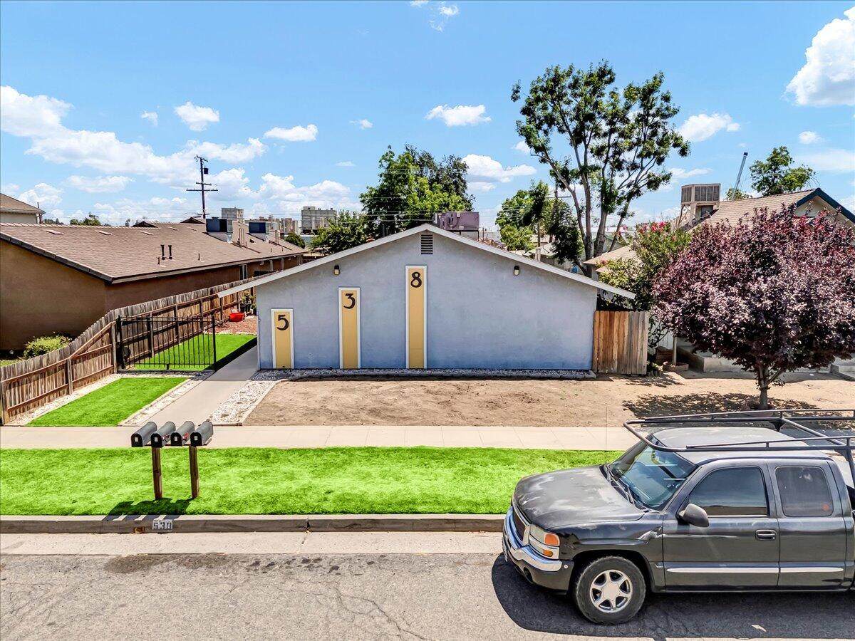 538 H Street - Photo 1