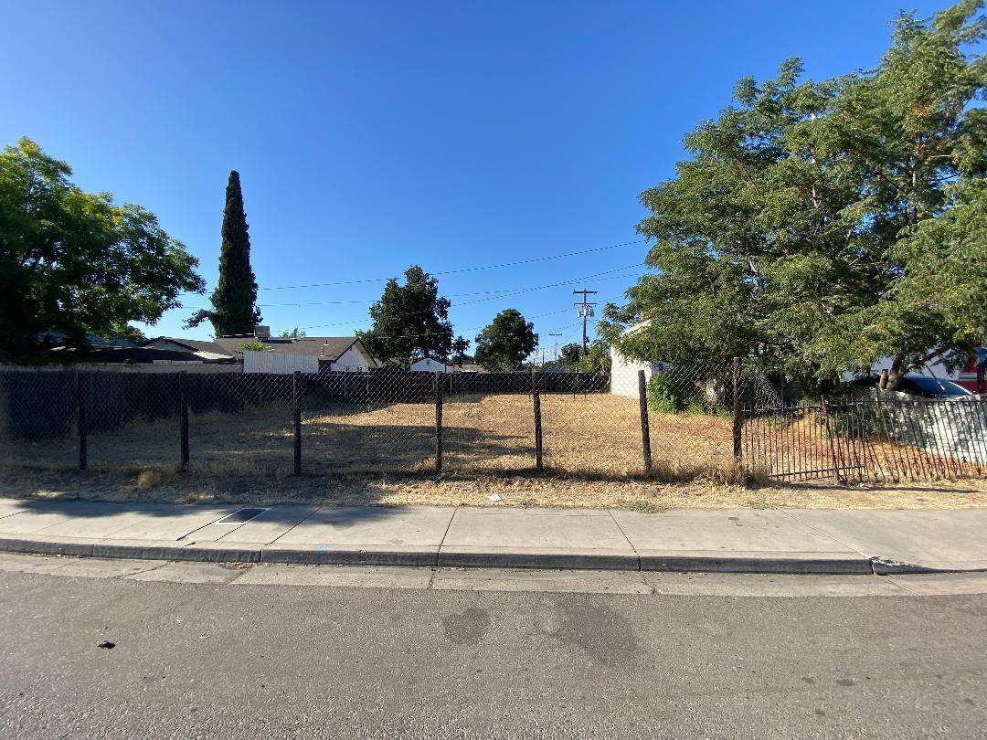 128 Houston Avenue - Photo 1
