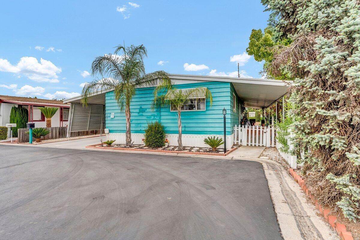 2627-10 Midvalley Avenue - Photo 1