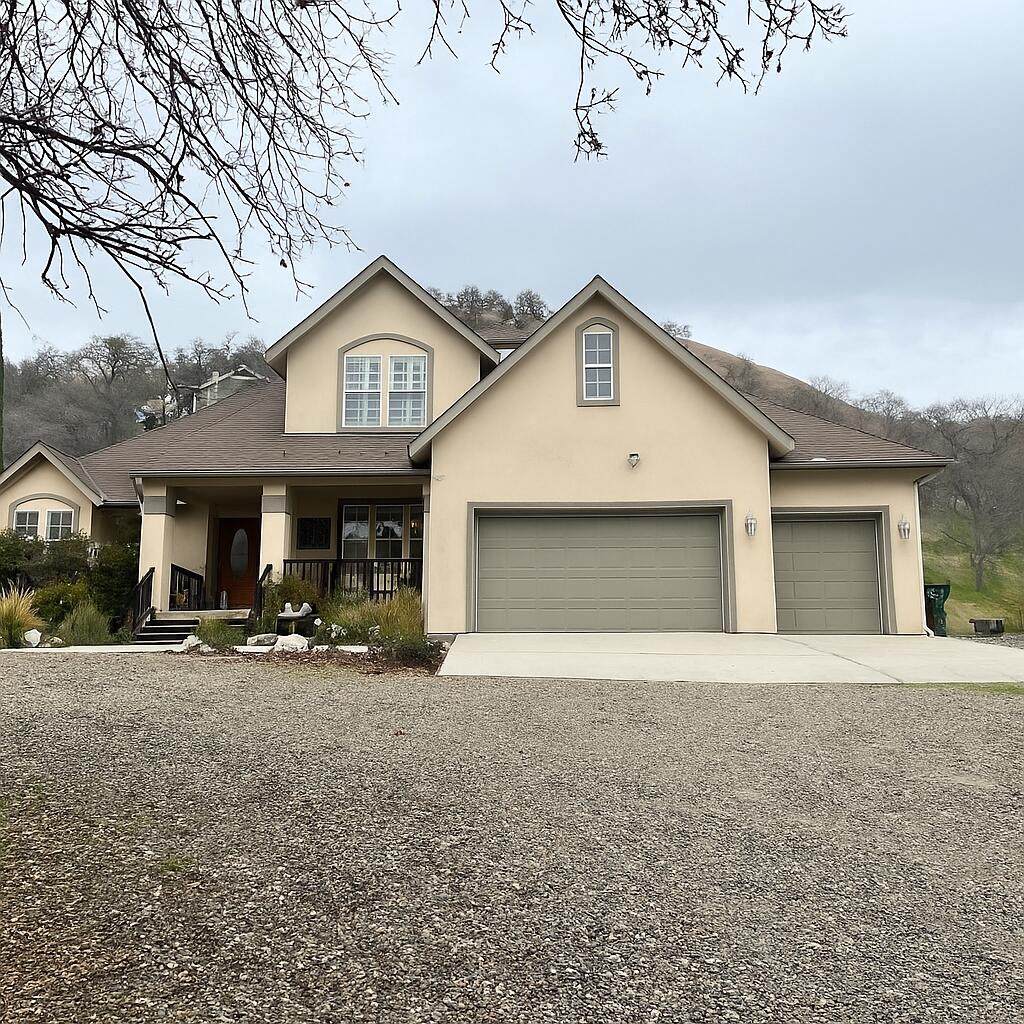 42072 Corral Drive - Photo 1