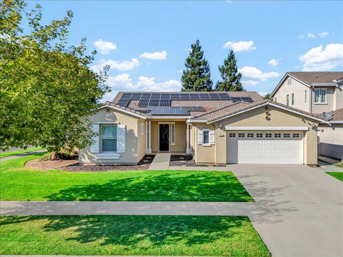 1397 Esplanade Drive - Photo 1