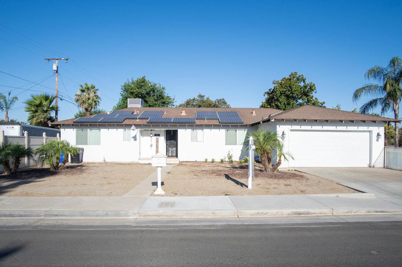 579 Villa Street - Photo 1