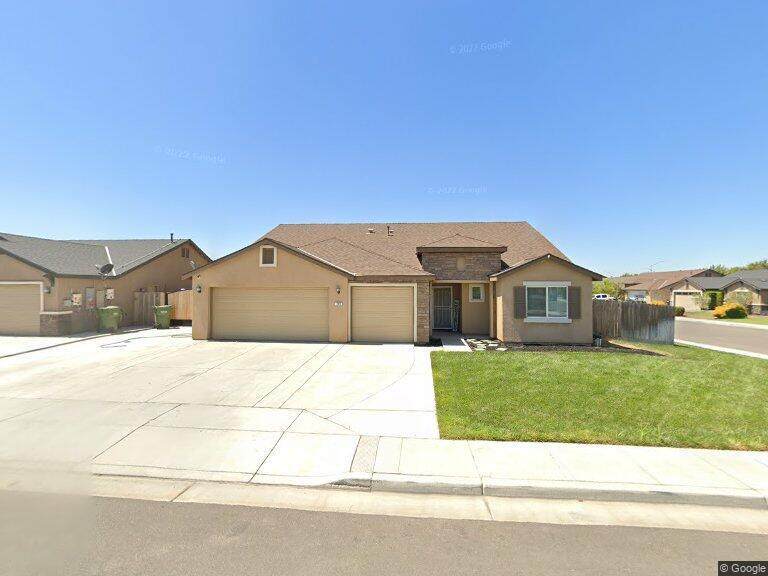 755 Lilac Lane - Photo 1
