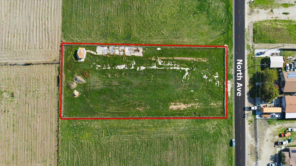 2632 North Ave - Photo 1