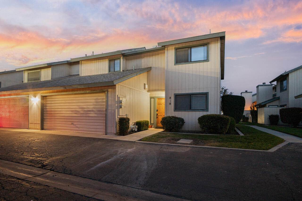 818 Grand Avenue - Photo 1