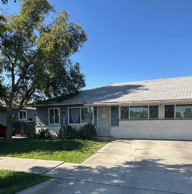 2305 Shields Avenue - Photo 1