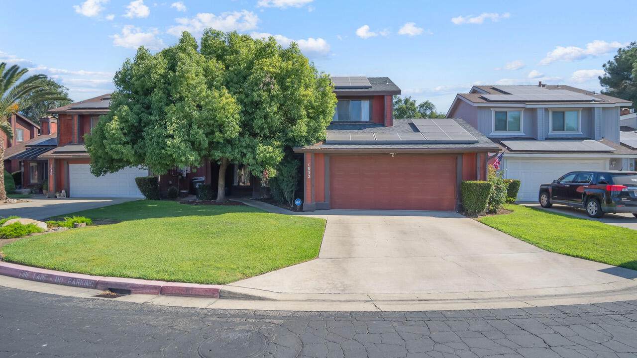 1032 Oakridge Avenue - Photo 1