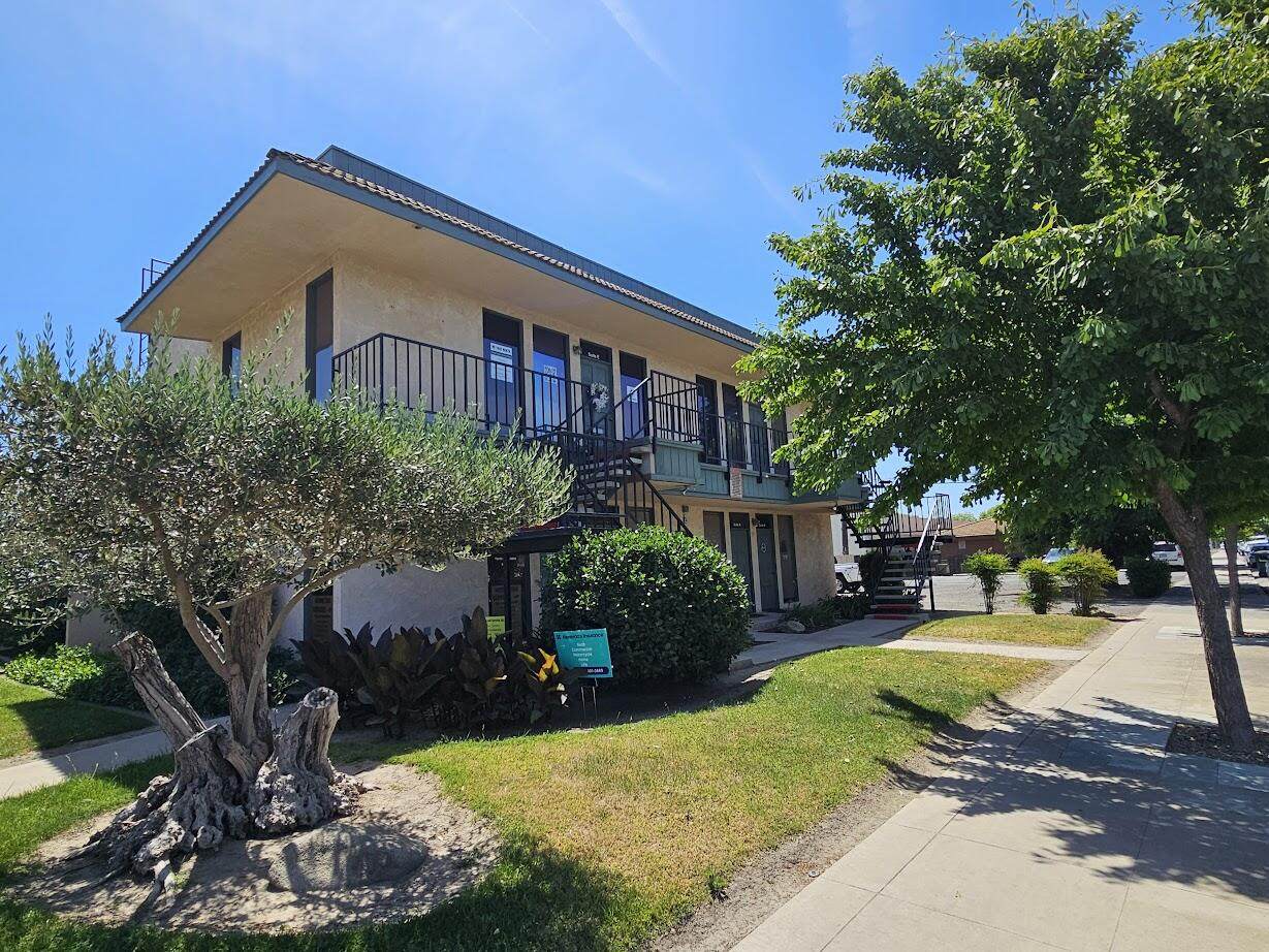 218-E Conyer Street - Photo 1