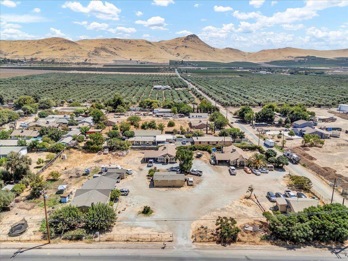 25250 Rd 216 - Photo 1