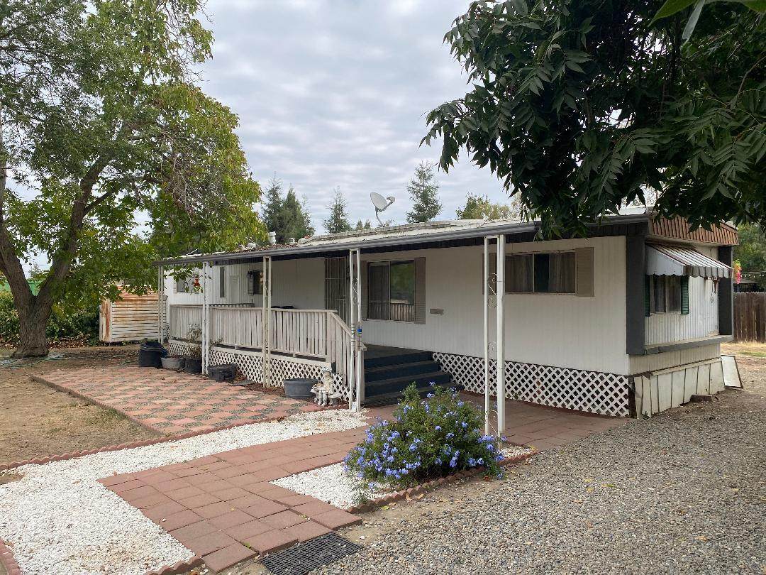 27388 Rd 148 - Photo 1