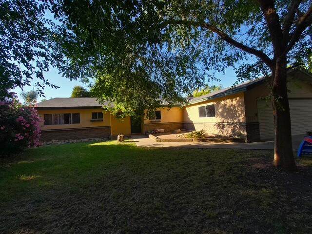 1336 Paradise Avenue - Photo 1