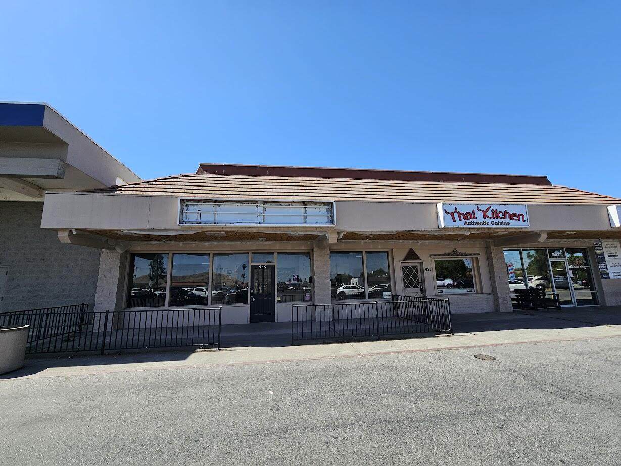 949 Henderson Avenue - Photo 1