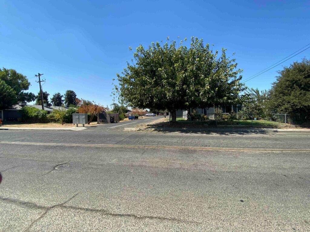 https://bt-photos.global.ssl.fastly.net/tulare/orig_boomver_1_242664-2.jpg
