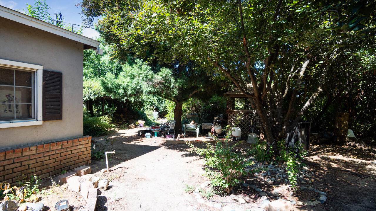 https://bt-photos.global.ssl.fastly.net/tulare/orig_boomver_1_242683-2.jpg