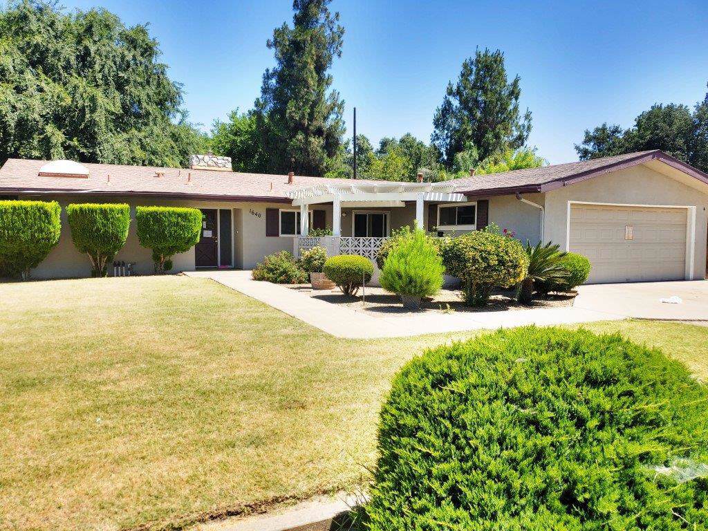 1640 Princeton Court - Photo 1