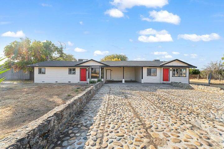 7225 Road 256 - Photo 1