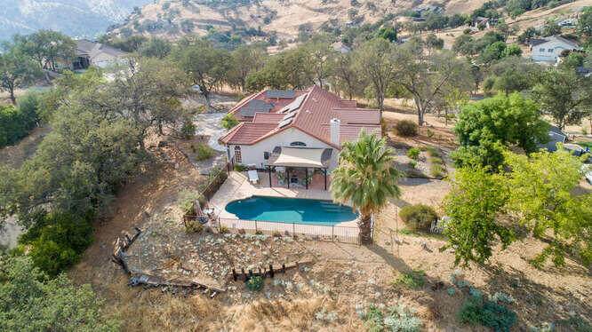 42108 La Quinta Drive - Photo 1