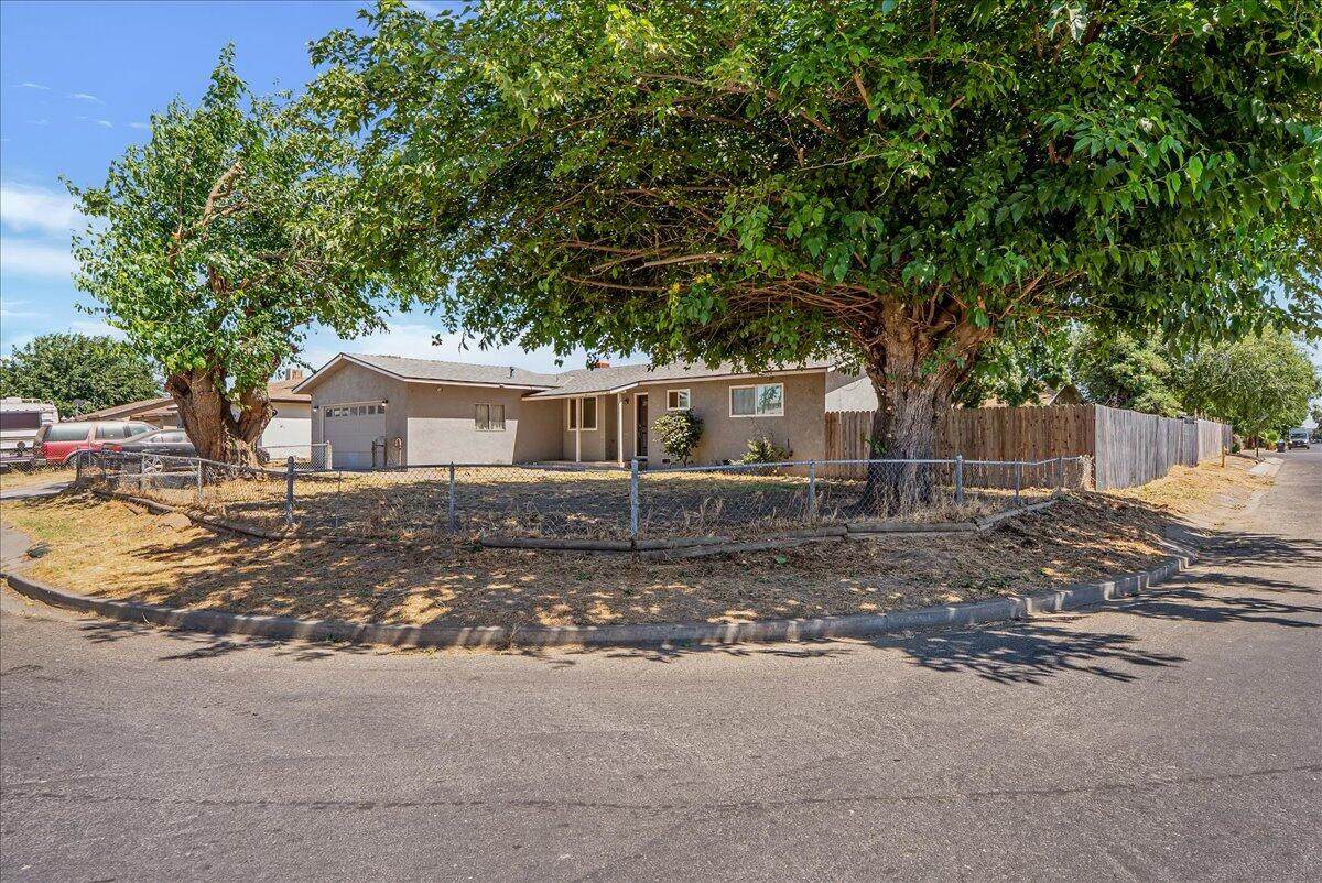 13015 Gregory Avenue - Photo 1